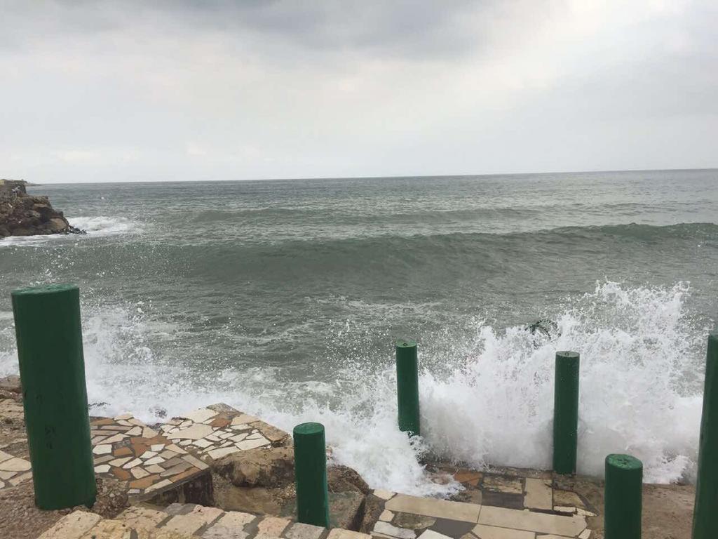 Holiday Suites Hotel & Beach Resort Jounieh Esterno foto